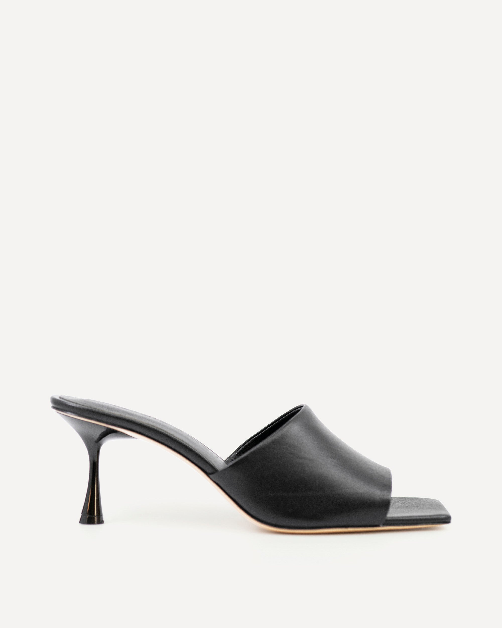 Classic 70 Mule | Black