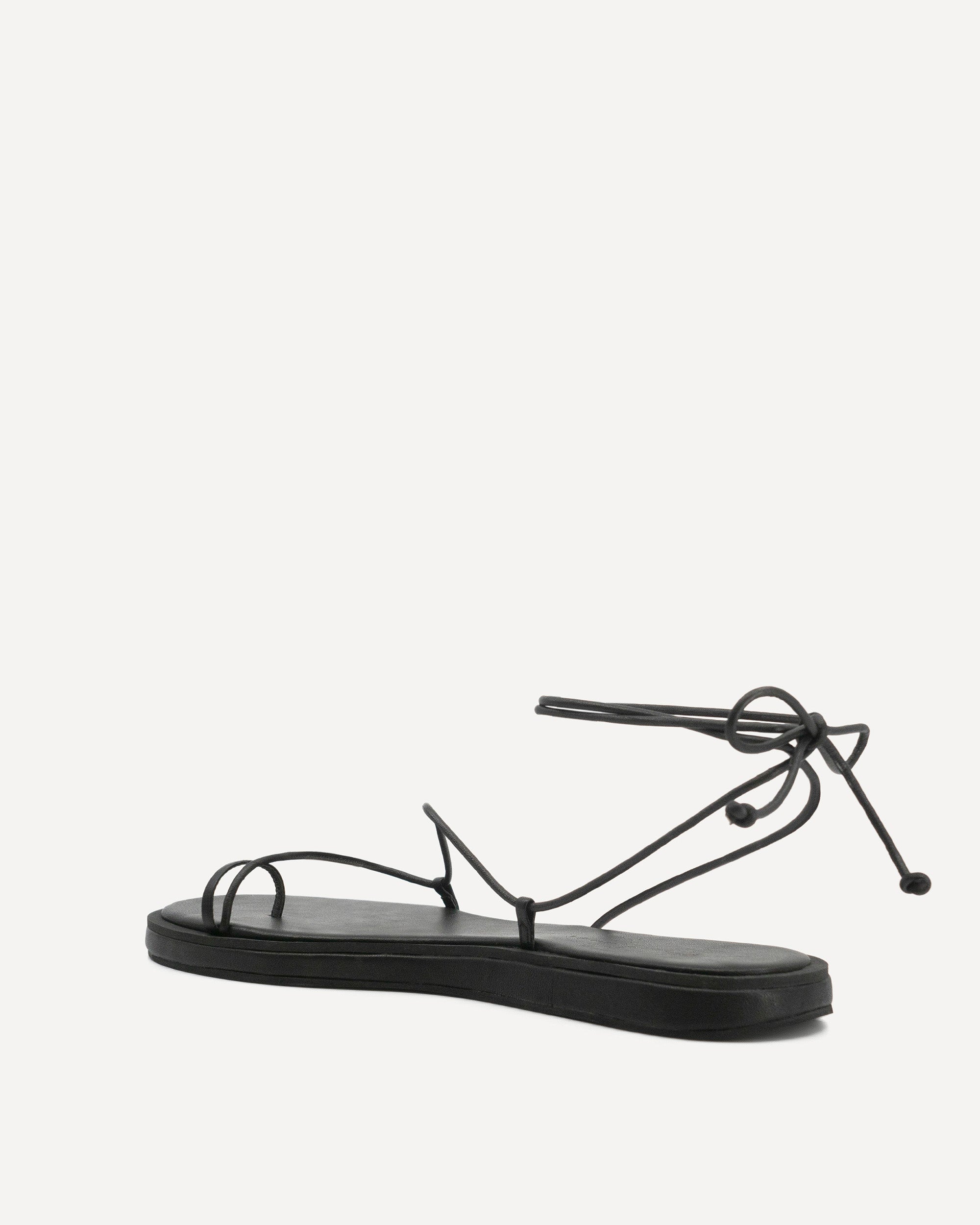 Emily Wrap Flat | Black