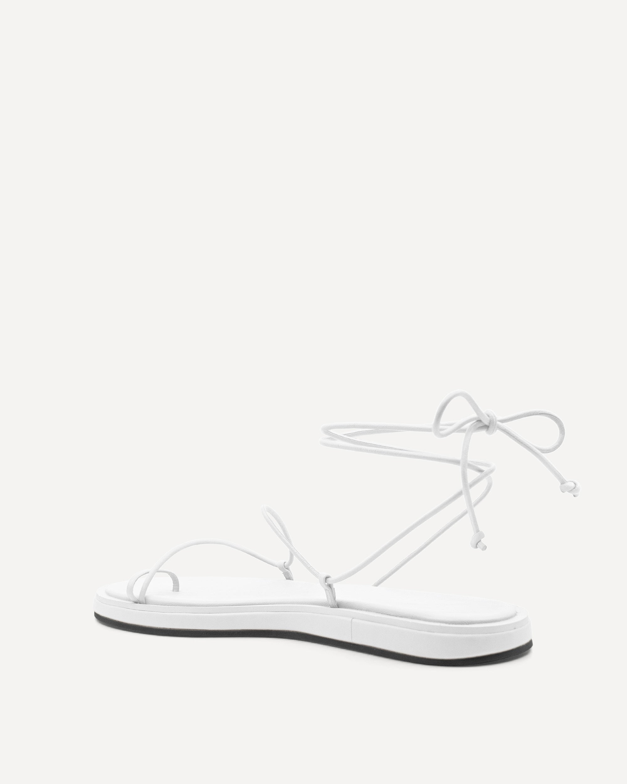 Emily Wrap Flat | White