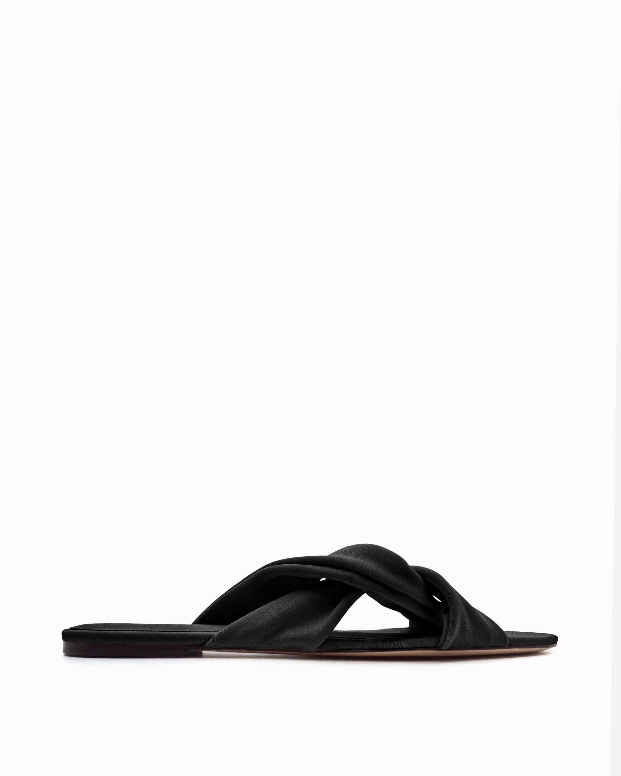 Loop Flat | Black