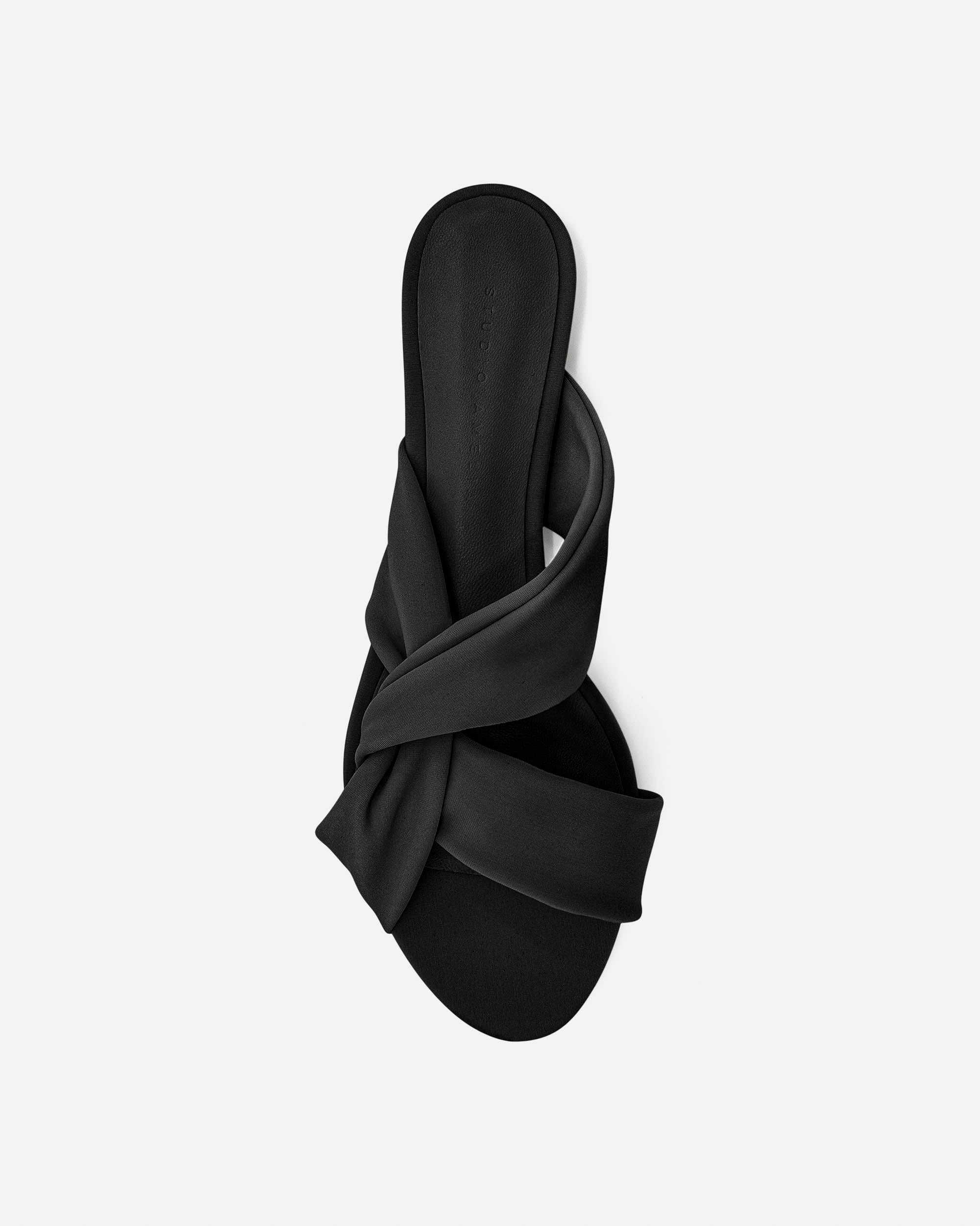 Loop Flat | Black