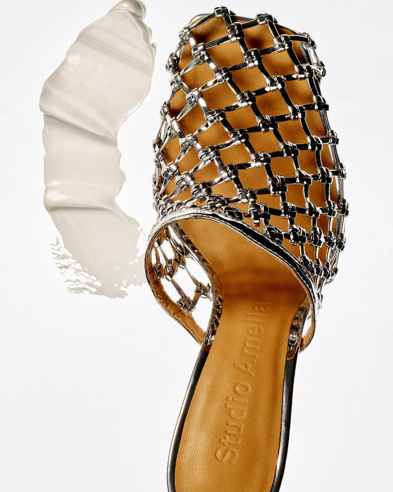 Silas 90 Mule | Mirror