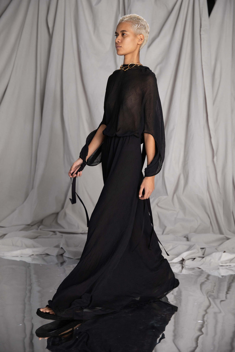 Medusa Pleated Maxi Dress | Black - SAMPLE