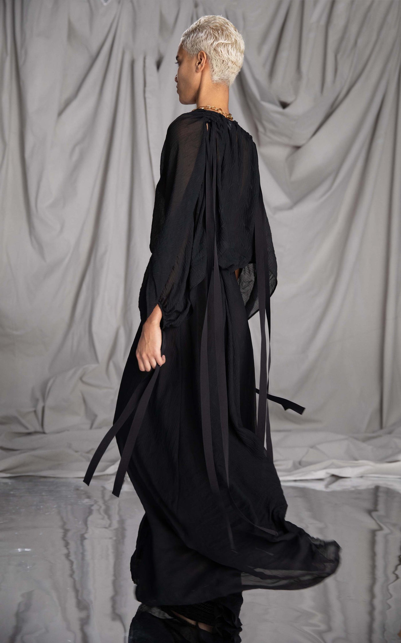 Medusa Pleated Maxi Dress | Black - SAMPLE