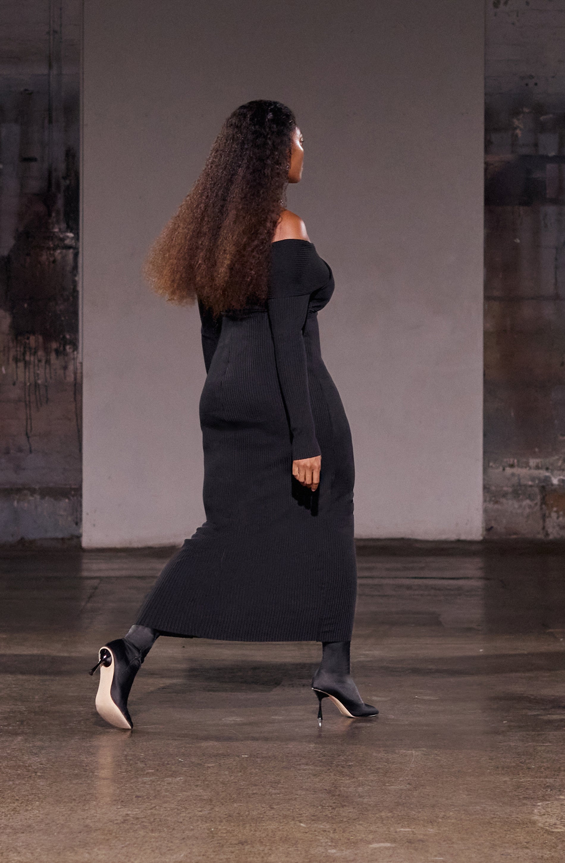 Boa Wrapped Rib Dress | Black