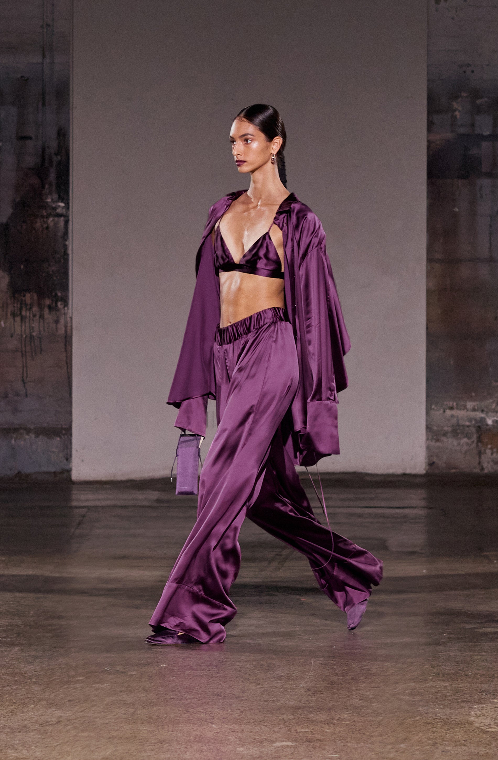 Atom Triangle Bralette | Aubergine