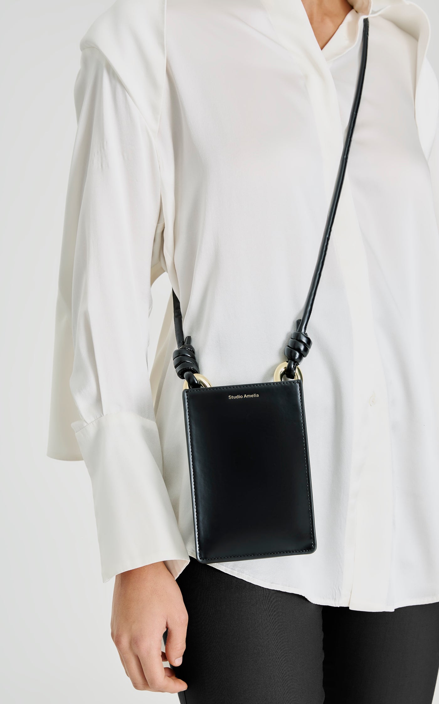 Taralli Crossbody Bag | Black