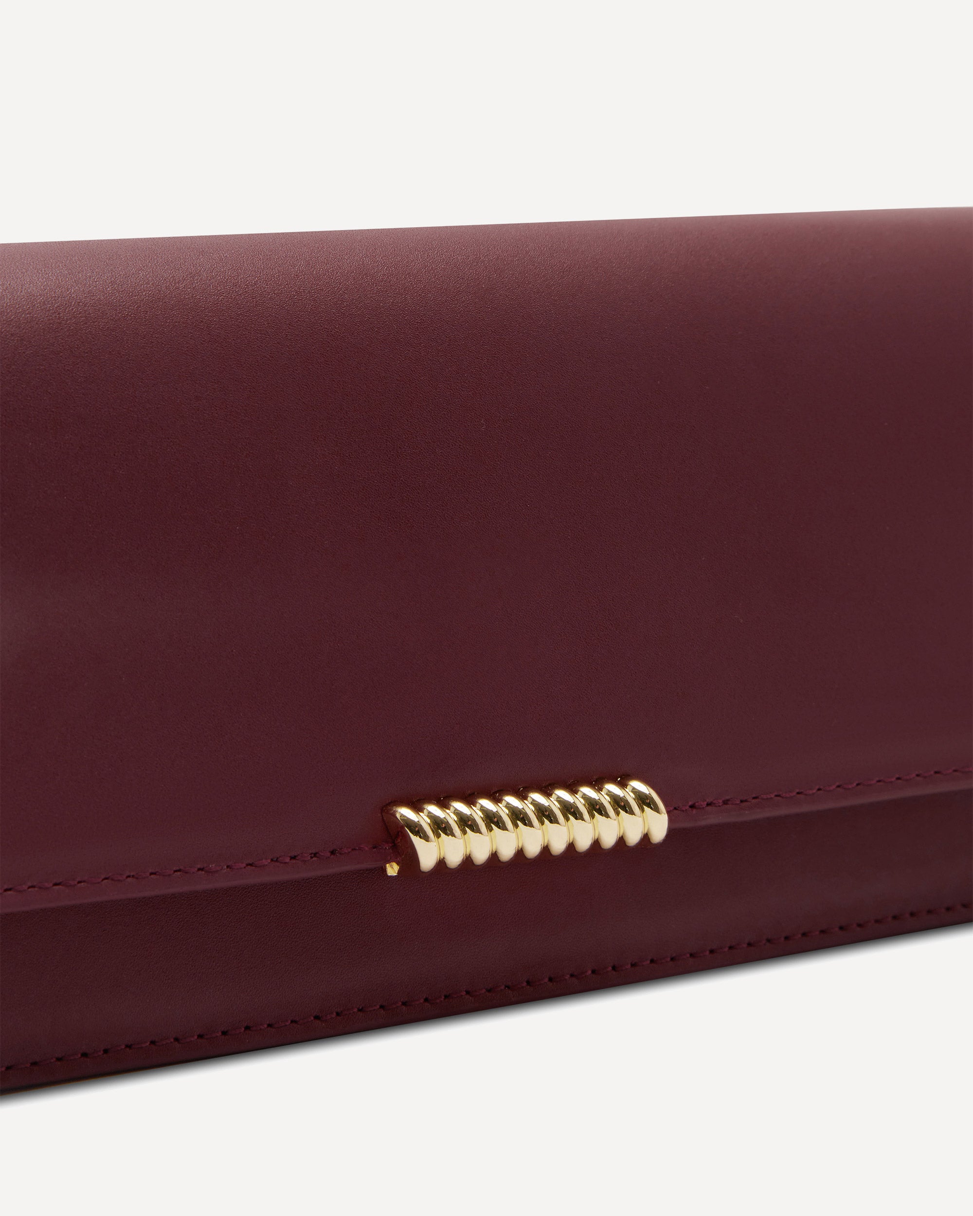 Helix Mailbox Clutch | Port