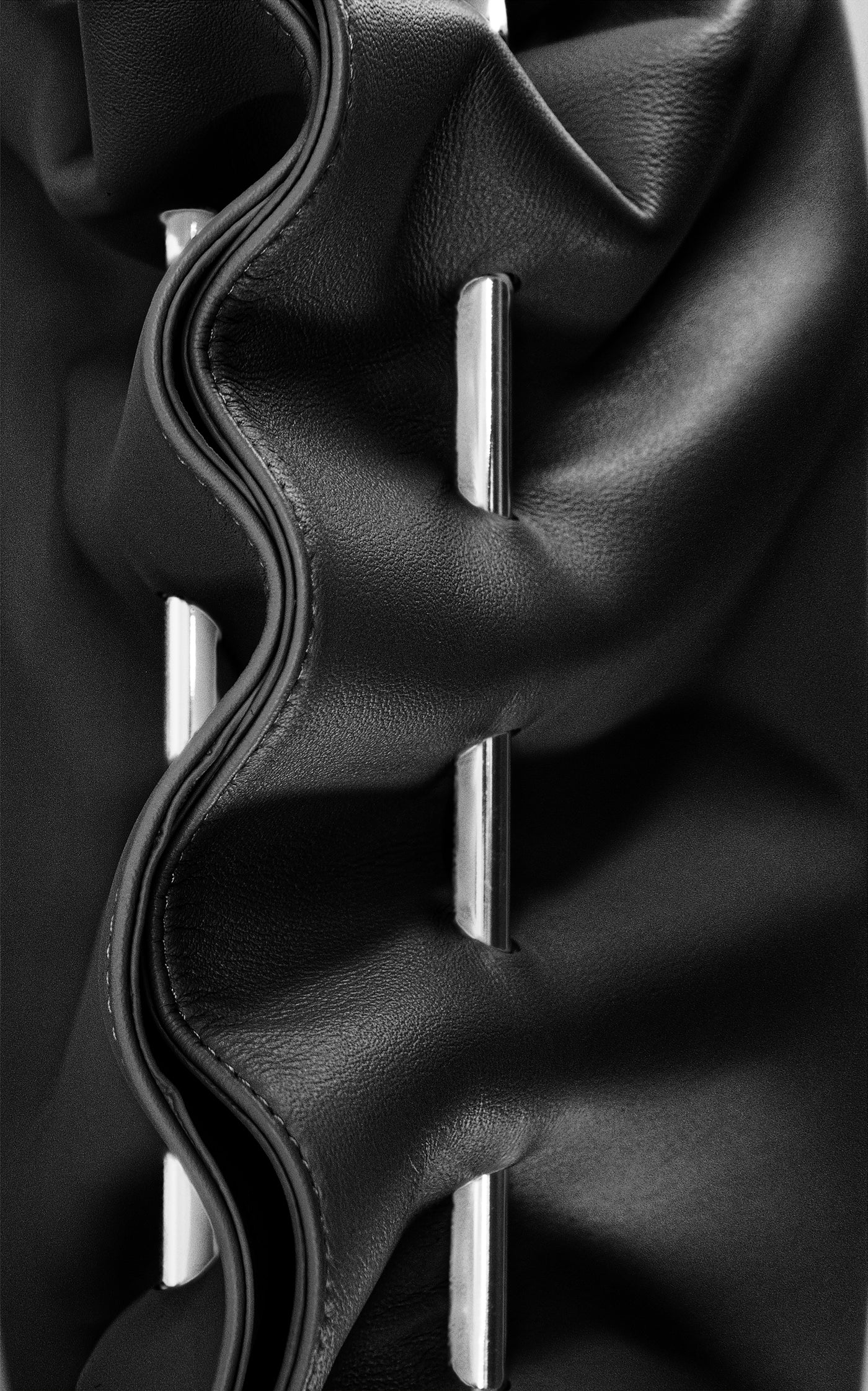 Pierced Maxi Pouch Bag | Black