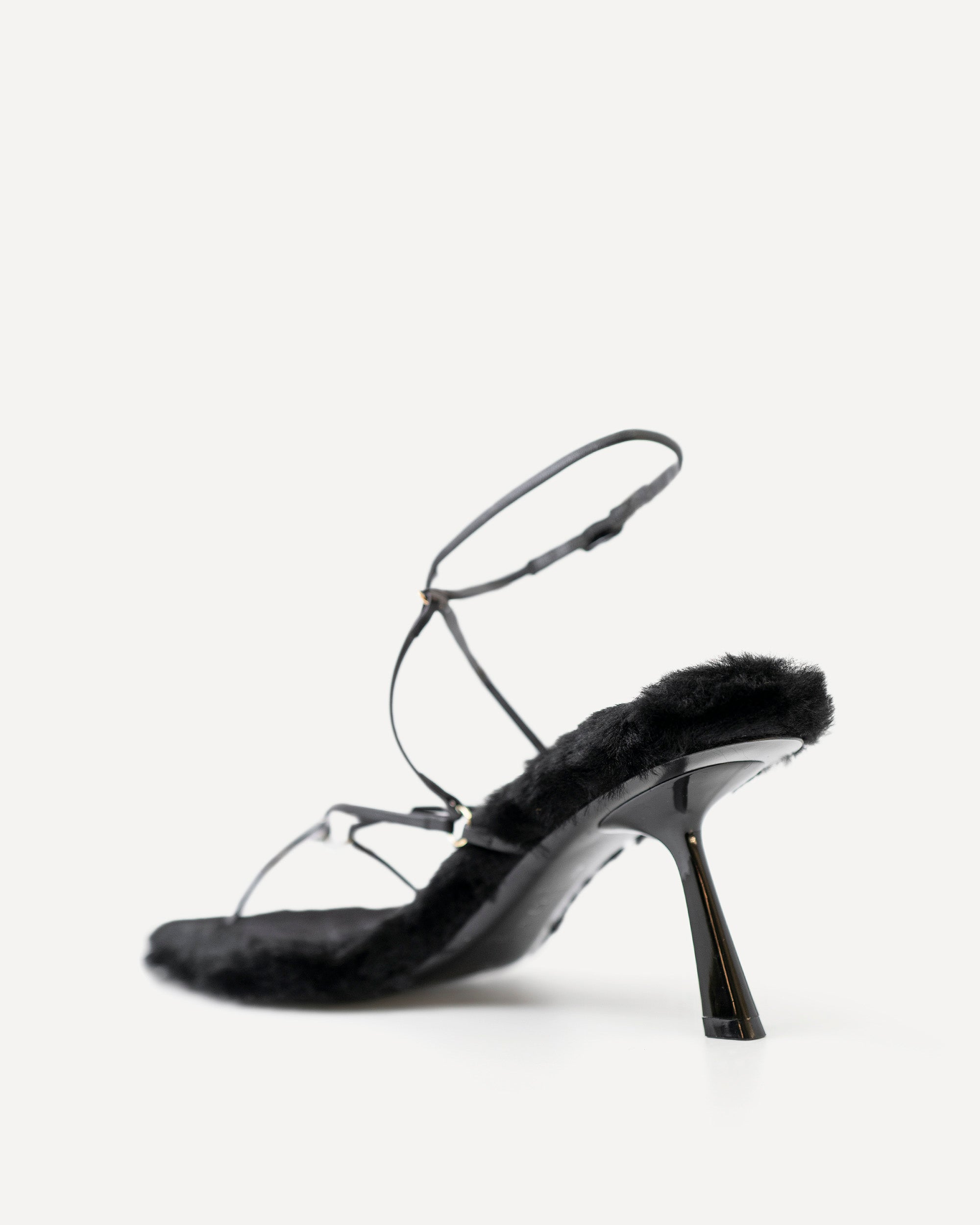 Sissonne 80 Heel | Black Shearling