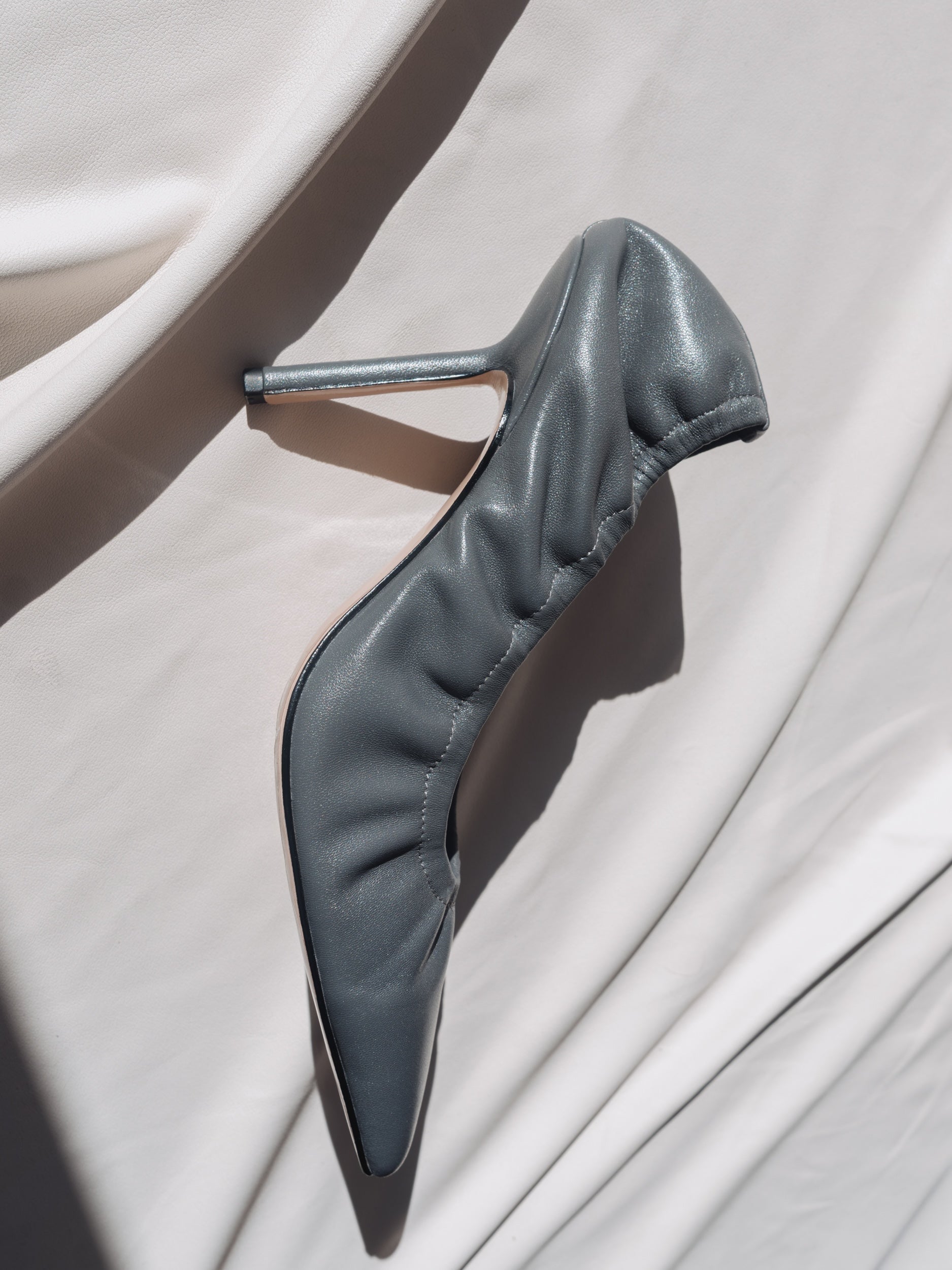Rhodes 90 Pump | Graphite