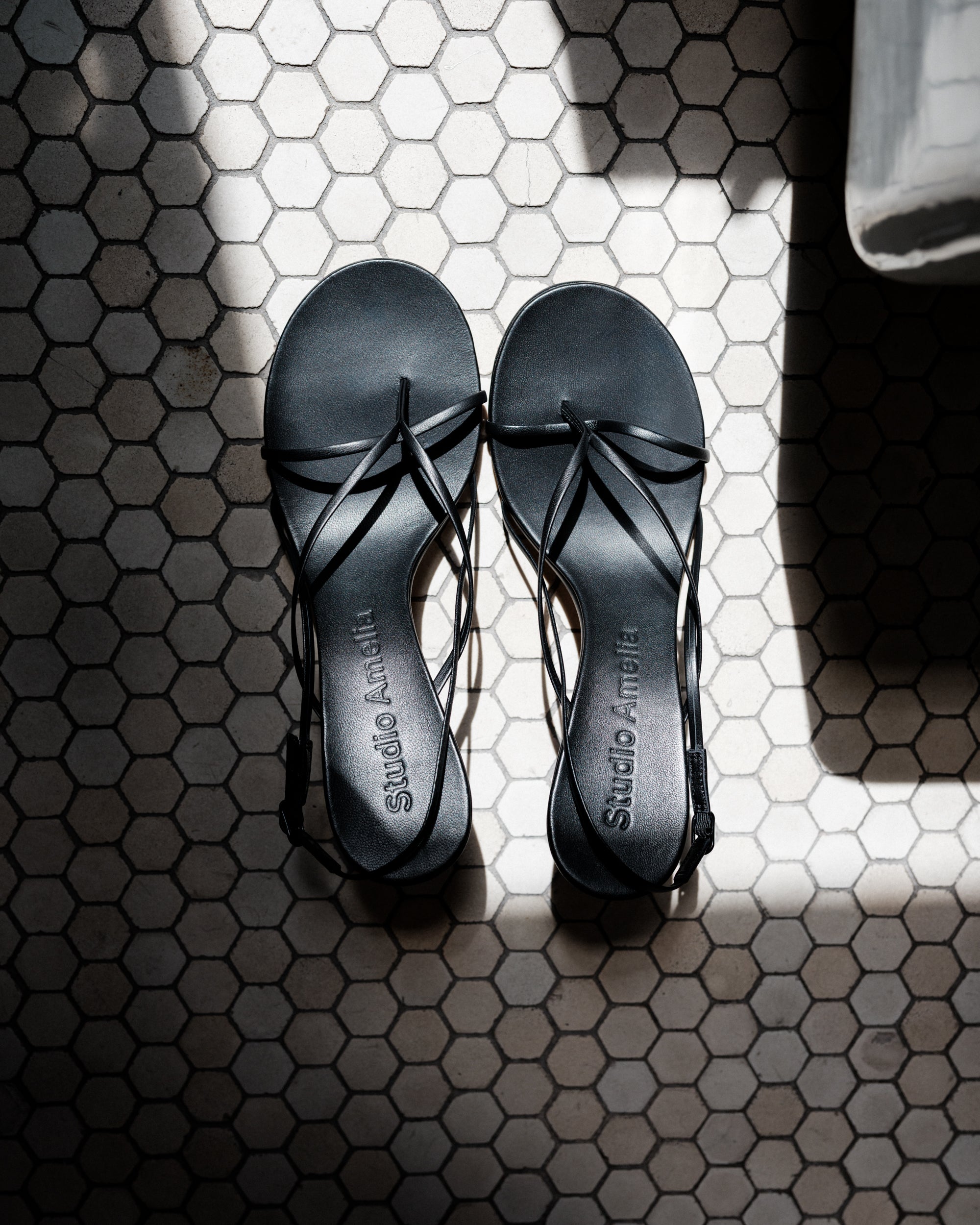 Wishbone 90 Heel | Black