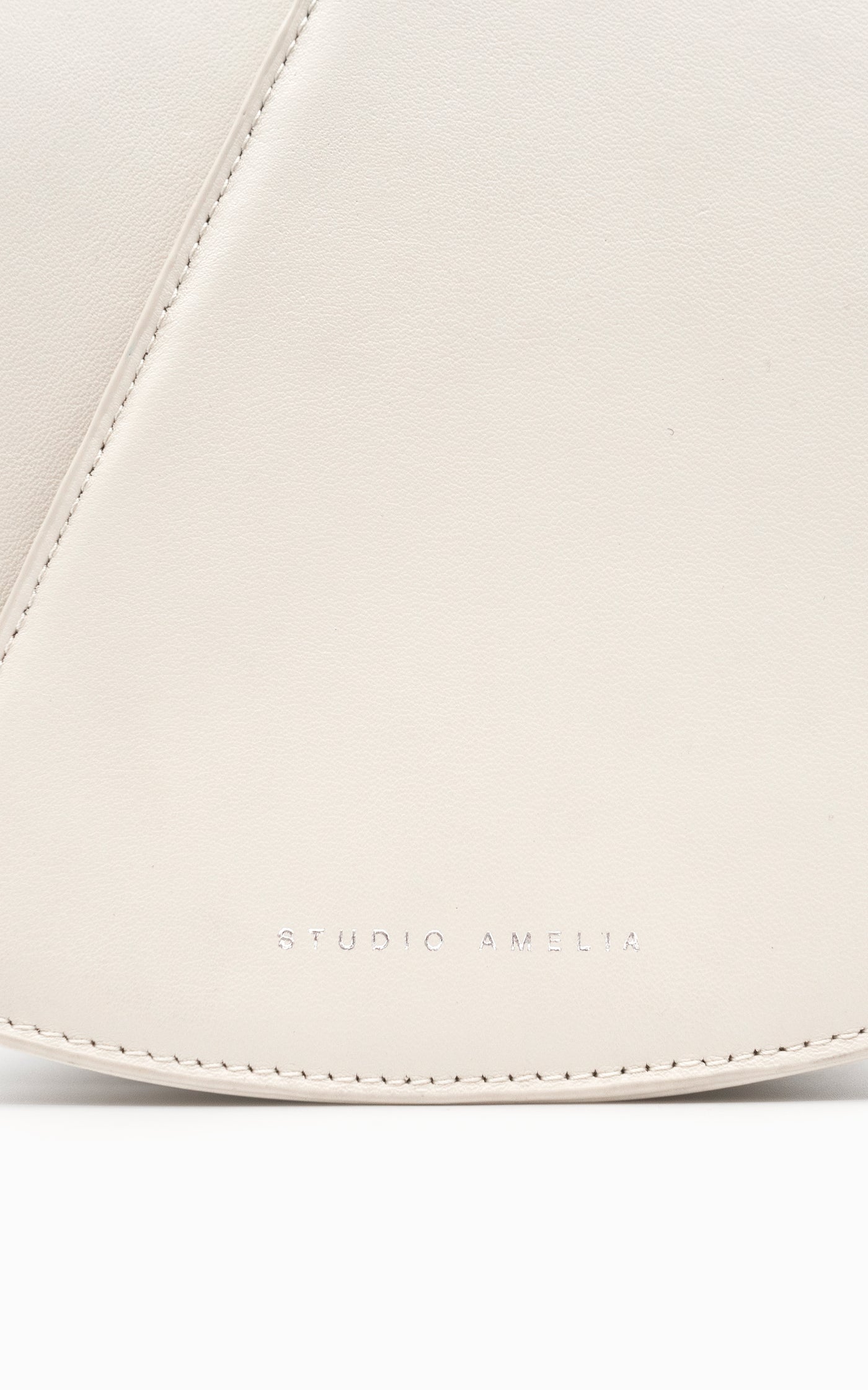 Stingray Midi Shoulder Bag | Stone - SAMPLE